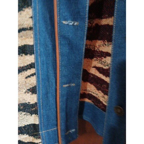 ELCC DENIM TAPESTRY ANIMAL PRINT BLUE JEAN JACKET Size Medium Stretch Unique - Picture 10 of 16